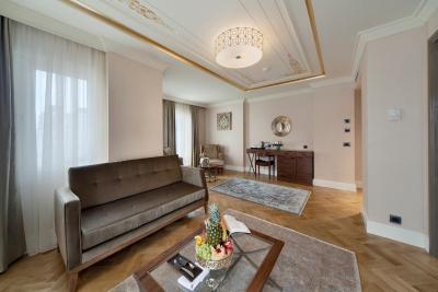 گلدن ایج هتل