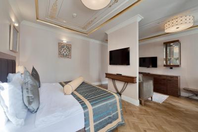 گلدن ایج هتل