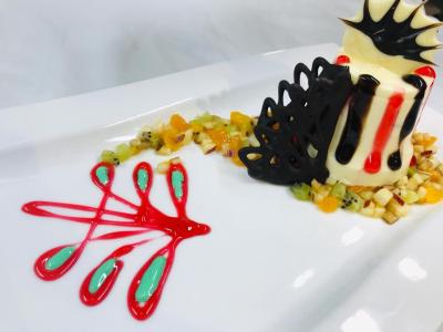 گلدن ایج هتل