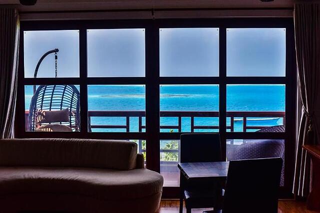 Marina Bay Retreat & Spa
