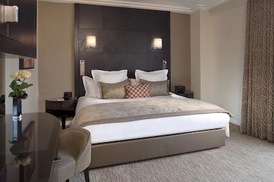 جمیرا کارلتون تاور