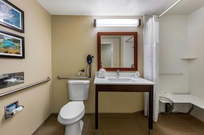 جمیرا کارلتون تاور