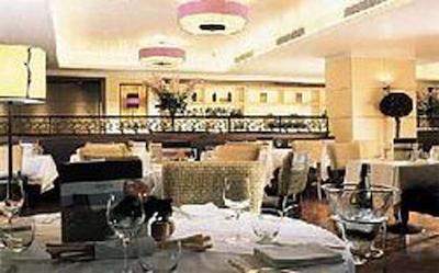 جمیرا کارلتون تاور