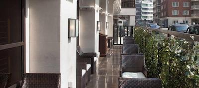 جمیرا کارلتون تاور