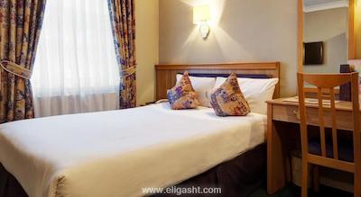 برجایا ادن پارک لندن