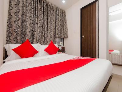 Oyo 13511 Hotel Gems
