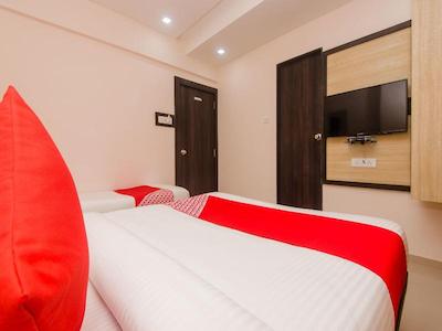 Oyo 13511 Hotel Gems