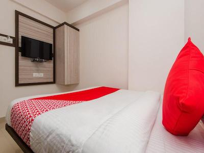 Oyo 13511 Hotel Gems