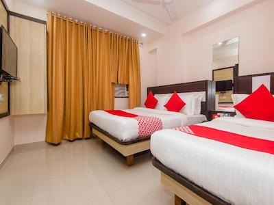 Oyo 13511 Hotel Gems