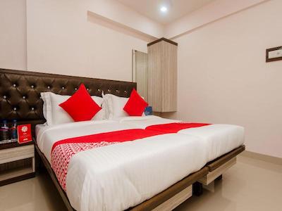 Oyo 13511 Hotel Gems