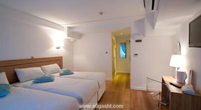 آمباسادورز