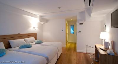 آمباسادورز