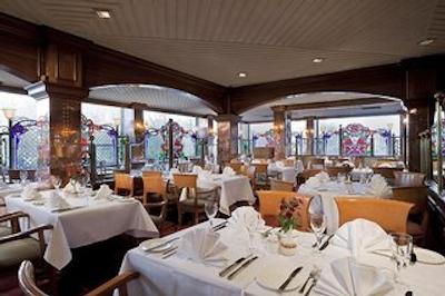 دانوبیوس هتل ریجنتس پارک