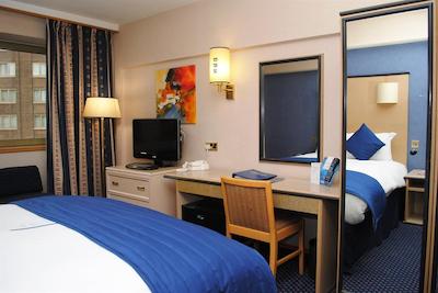 دانوبیوس هتل ریجنتس پارک