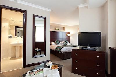 دانوبیوس هتل ریجنتس پارک