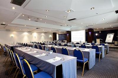 دانوبیوس هتل ریجنتس پارک