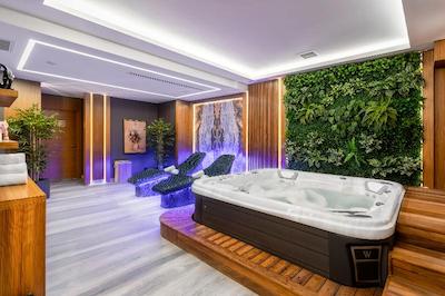 ویتال هتل فولیا