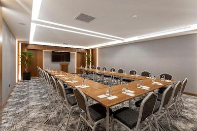 ویتال هتل فولیا