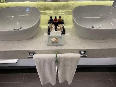 ویتال هتل فولیا