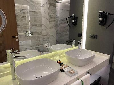 ویتال هتل فولیا