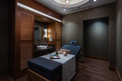 دوبل تری بای هیلتون استانبول توپکاپی