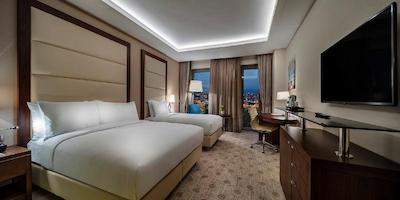 دوبل تری بای هیلتون استانبول توپکاپی