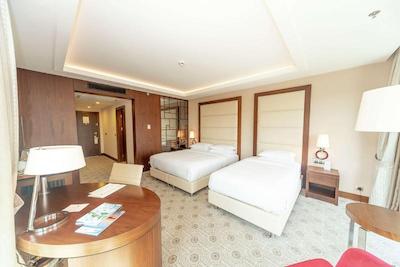 دوبل تری بای هیلتون استانبول توپکاپی