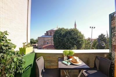 الیت آپارتز بای ام کی