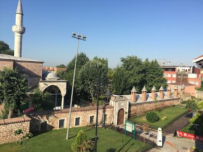 الیت آپارتز بای ام کی