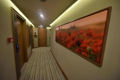 فور سون هتل