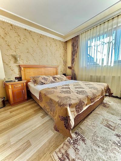 گرند پاپیروس هتل