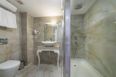 کانلان هتل استانبول