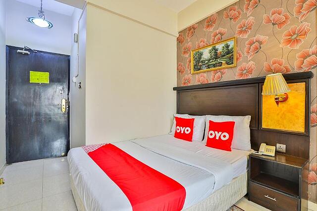 OYO 491 Rahab Hotel