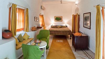 Neemrana S Hill Fort Kesroli