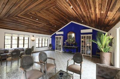 Andores Resort And Spa