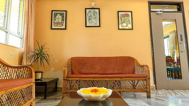 Hotel Gopika International