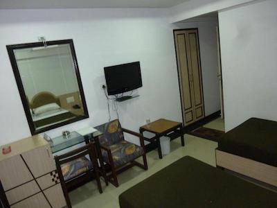 Hotel Balwas International