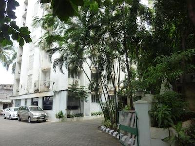 Hotel Balwas International