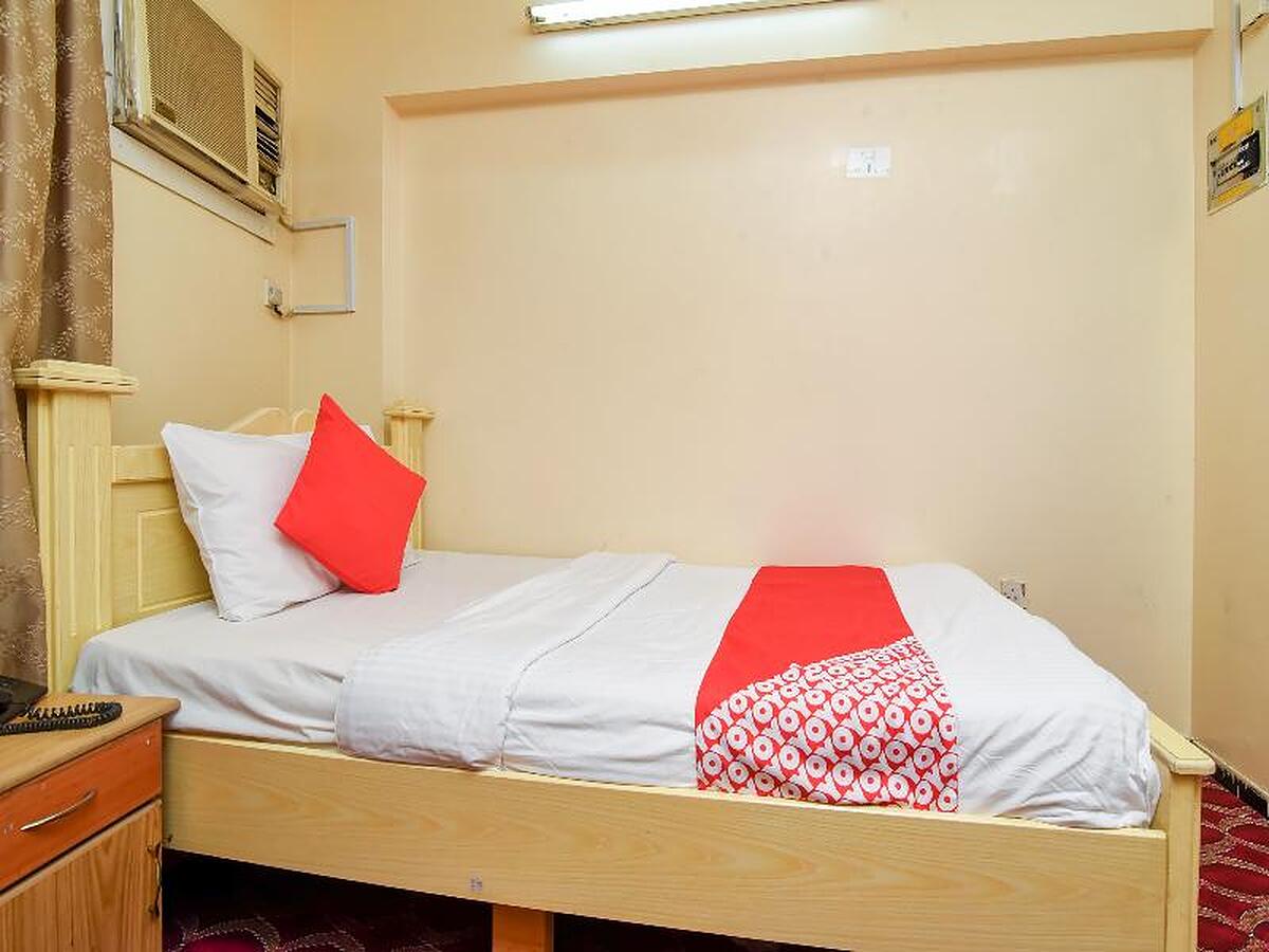 Oyo 429 City Hotel