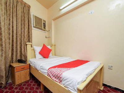 Oyo 429 City Hotel