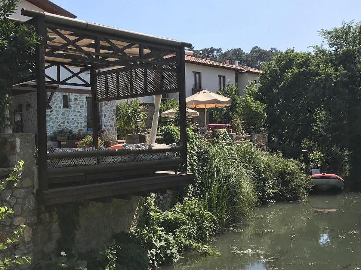 Ucurtma Hotel