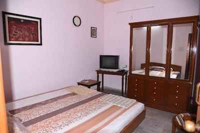 Anjani Mansion Guest House