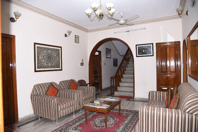 Anjani Mansion Guest House