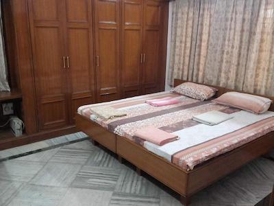 Anjani Mansion Guest House