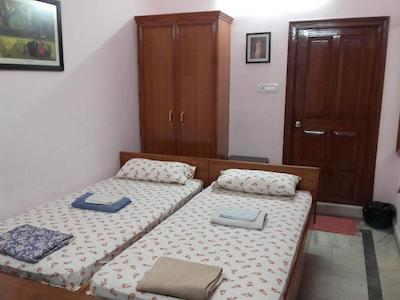 Anjani Mansion Guest House