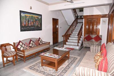 Anjani Mansion Guest House
