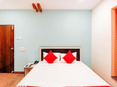 Capital O 23543 Hotel Vaishnavi