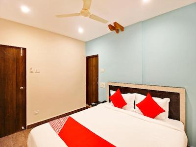 Capital O 23543 Hotel Vaishnavi