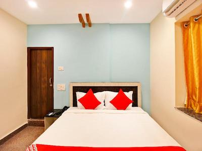 Capital O 23543 Hotel Vaishnavi