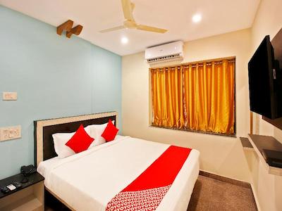 Capital O 23543 Hotel Vaishnavi